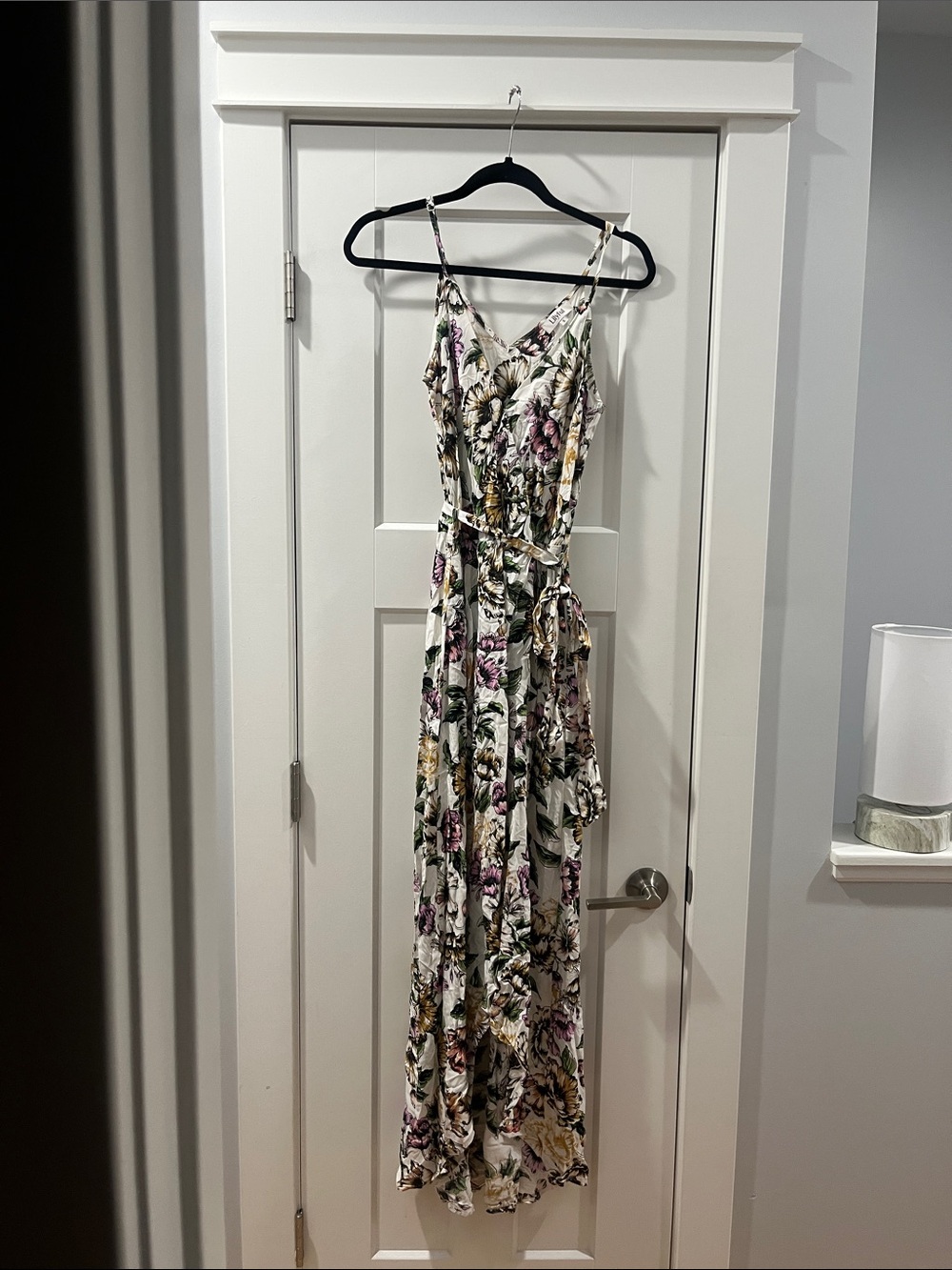Lilyful Floral Women’s High Low Maxi Dress White Yellow Pink Flowers Small EUC